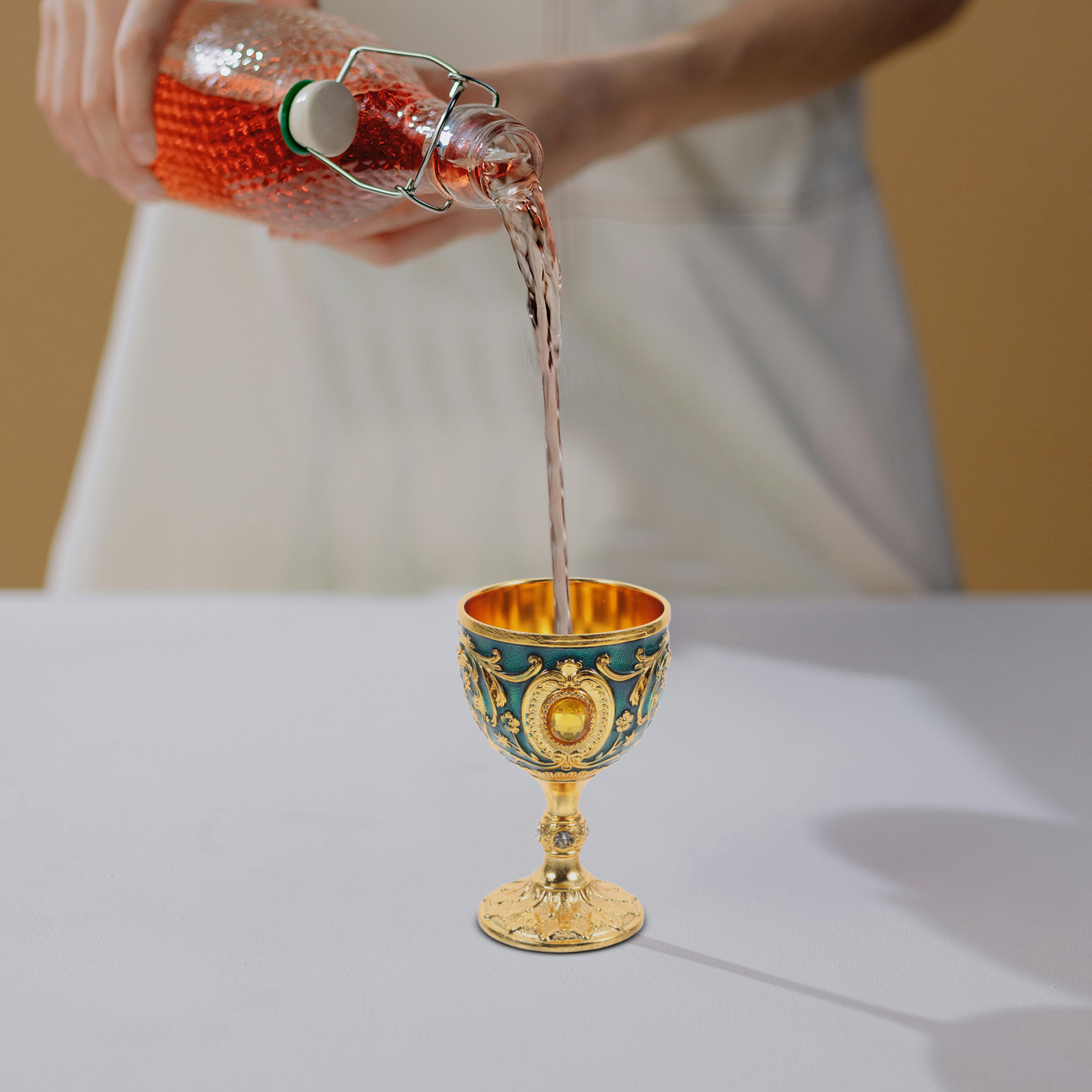Gold Chalice Cup Retro Vintage - Old Fashioned Glass 리뷰 및 가격